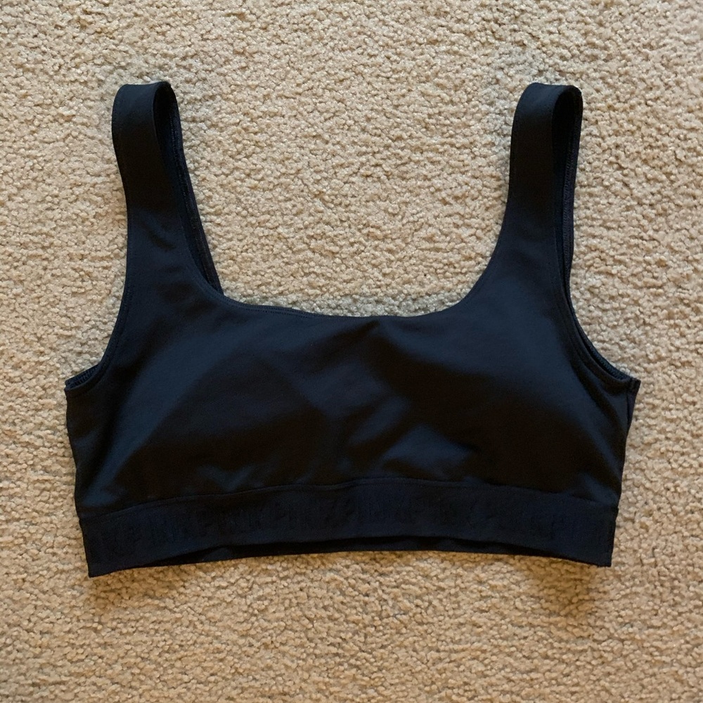 Victoria’s Secret PINK black sports bra